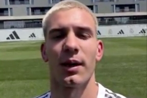 马斯坦托诺:感谢皇马球迷的欢迎和关爱,希望尽快在伯纳乌相见