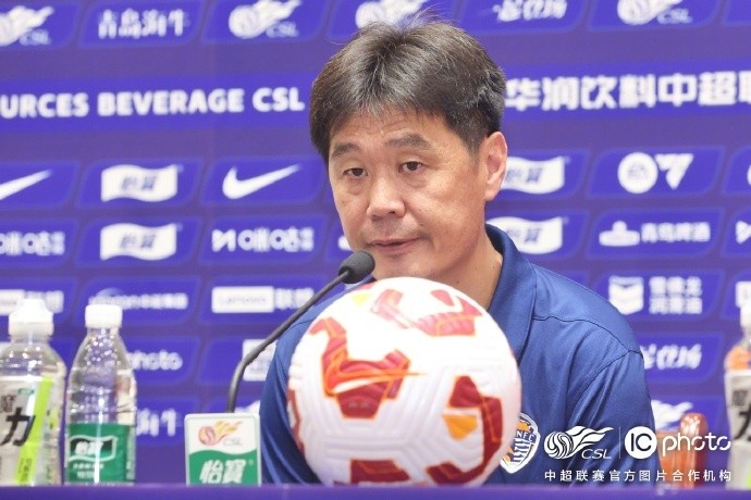 李霄鹏:球队比赛节奏没问题,希望给到场球迷奉献一场精彩的比赛